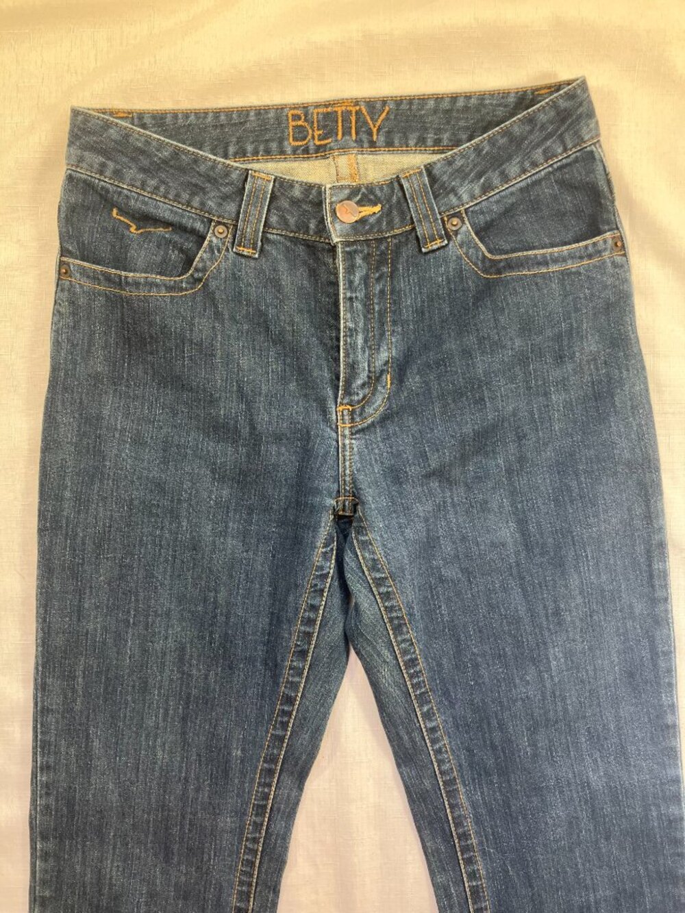 LIKE NEW Kimes Ranch Betty Jeans, Size Women's 6 X 36 - Picture 10 of 15